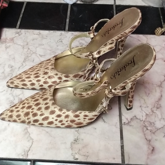 Fredrick's of Hollywood high heels 6 in a half medium - Picture 2 of 2